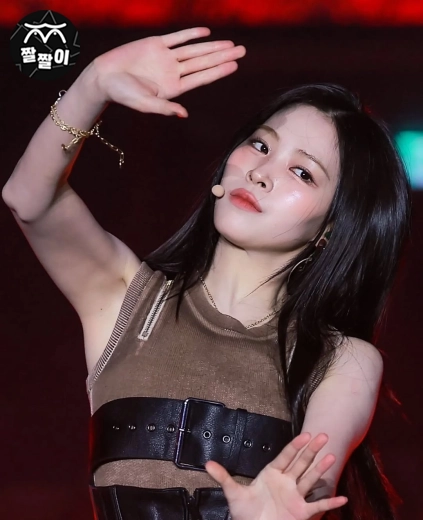 주름하나 없는 있지 류진 야드랑이
