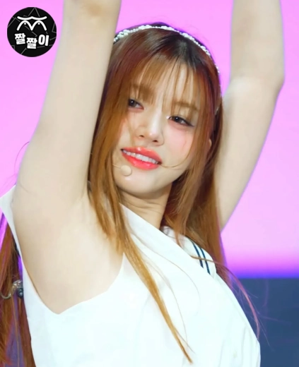 겨신감 넘치는 아일릿 민주 겨주름