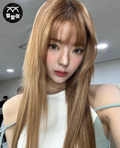 대기실 있지 리아 주름겨 셀카