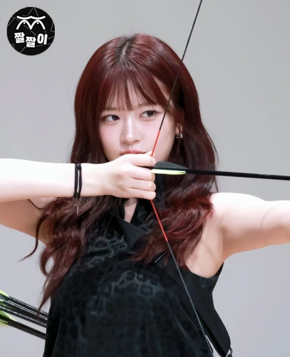 팬싸 아이브 유진 두툼겨