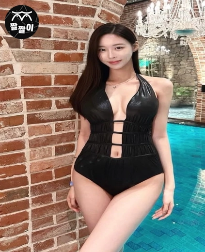 이런비키니가 더 야하네