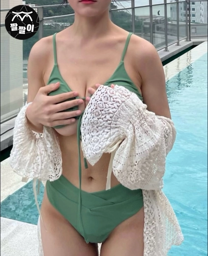 커서 흘러내리는 언더붑