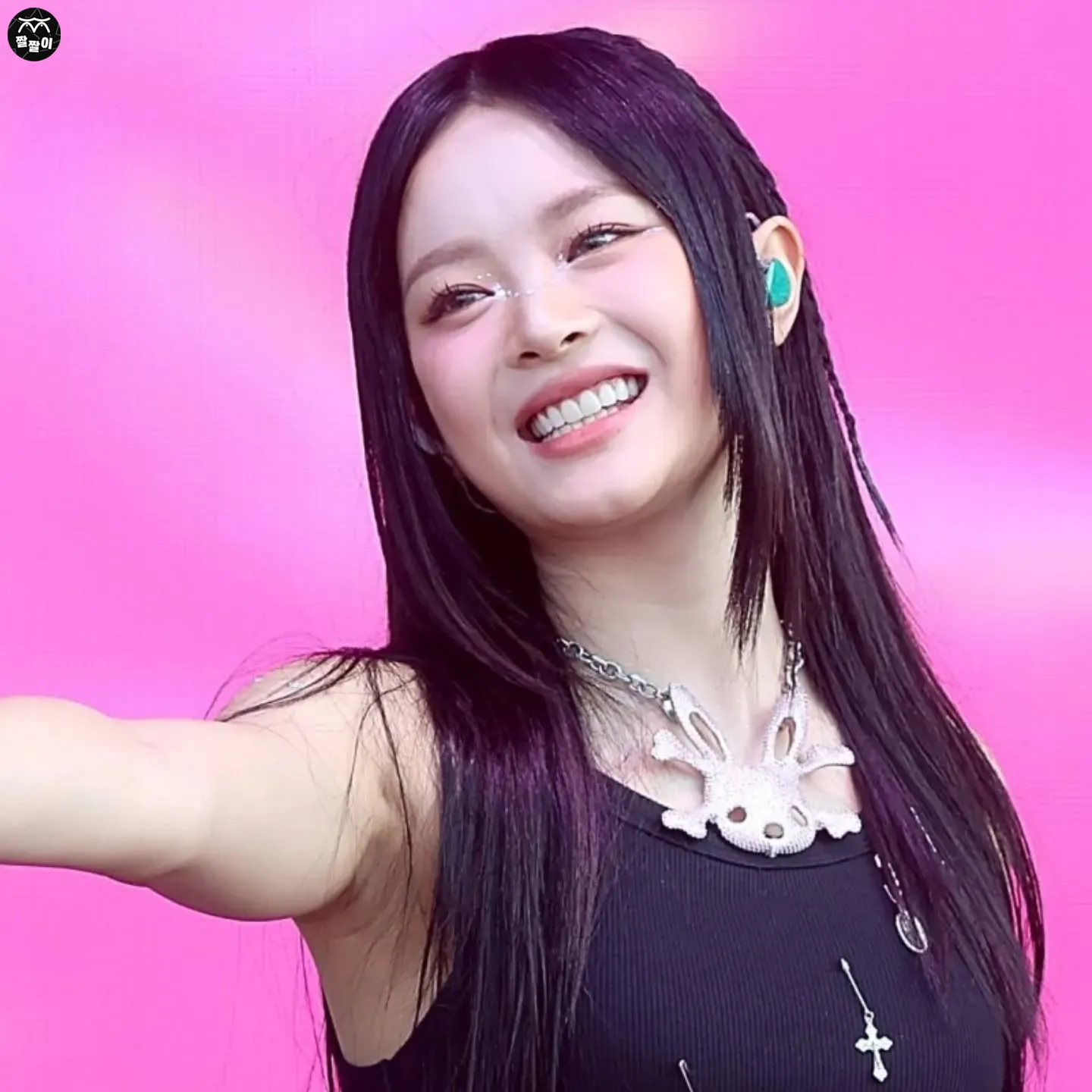 뉴진스 콘서트 나시 입은 하니 접겨