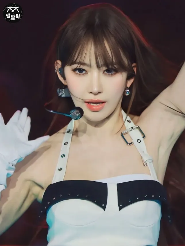 뮤뱅 르세라핌 사쿠라 클겨