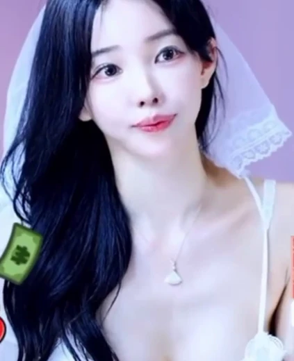 아리샤 란제리 웨딩 면사포 섹시 가슴골