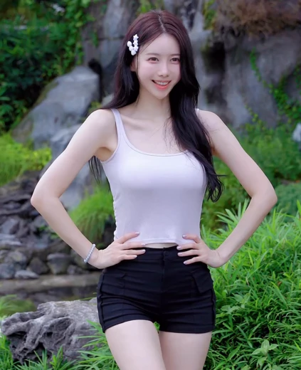 치어리더 이아영  가슴골 사복 밀착 흰나시 댄스