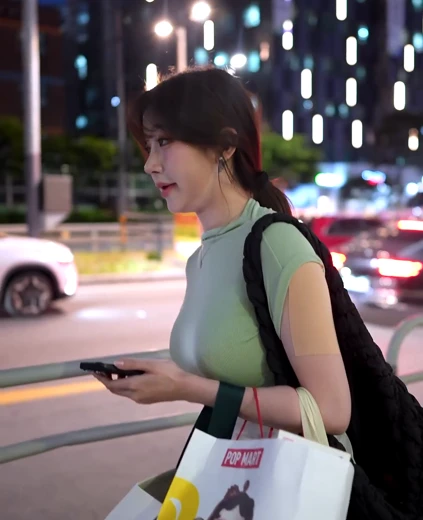이주은 브라 몰려오는 사람들 보고 당황