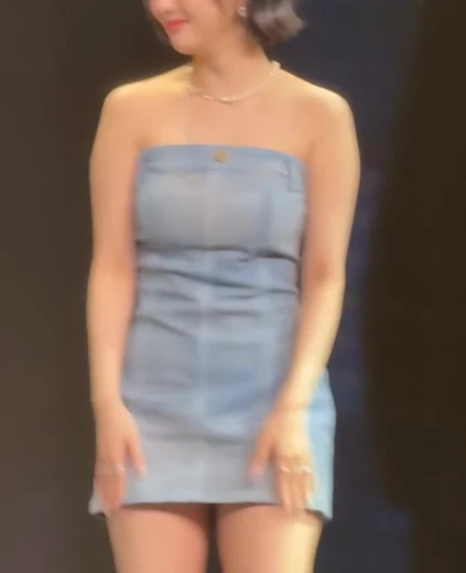 비비지 은하 꿀벅지 데님 오프숄더 원피스 살랑이는 야드랑이