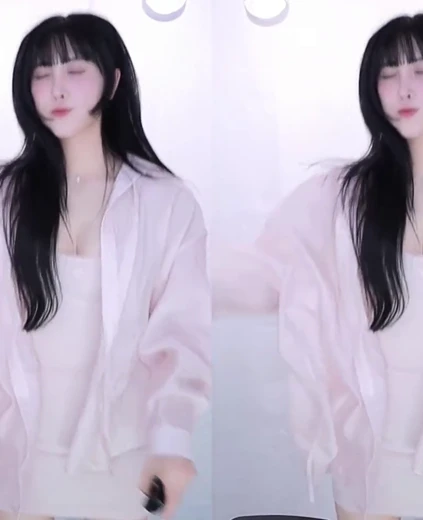 구루미 가슴골 실크 잠옷 속 핑크색 동탄 미시룩