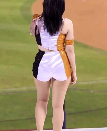 치어리더 하지원 꿀벅지 화끈한 슈퍼노바 무대