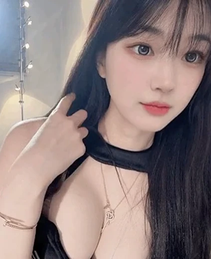문월 가슴골 공지 방셀 검정 홀터넥 아찔한 레전드